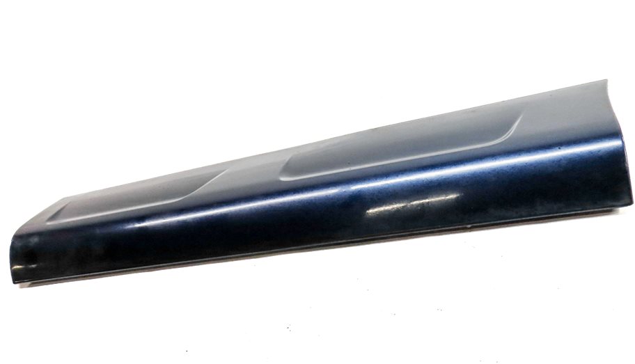 Thumbnail 2: 2010-2015 AUDI Q7 REAR LEFT LOWER DOOR TRIM MOULDING (w/out SLINE) (Blue)