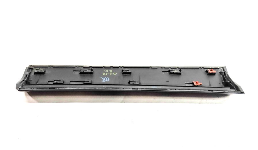 Thumbnail 7: 2010-2015 AUDI Q7 REAR RIGHT LOWER DOOR TRIM MOULDING (w/out SLINE) (Blue)