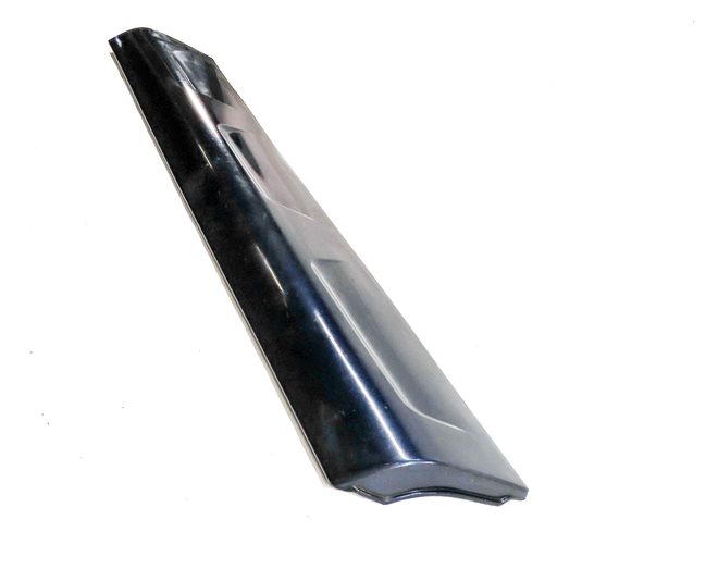 Thumbnail 3: 2010-2015 AUDI Q7 FRONT RIGHT LOWER DOOR TRIM MOULDING (w/out SLINE) (Blue)