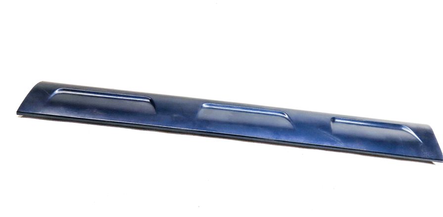 Thumbnail 6: 2010-2015 AUDI Q7 FRONT RIGHT LOWER DOOR TRIM MOULDING (w/out SLINE) (Blue)
