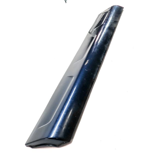 Thumbnail 4: 10-15 AUDI Q7 FRONT LEFT DRIVER LOWER DOOR TRIM MOULDING (w/out SLINE) (Blue)