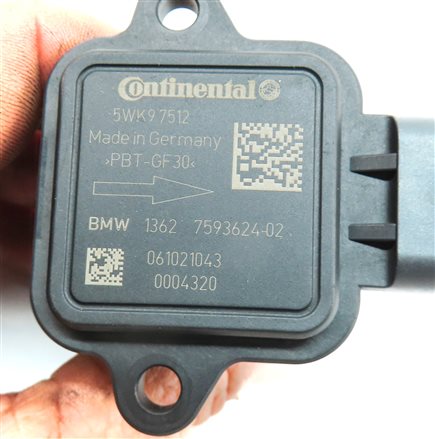 Thumbnail 5: 10-18 BMW 335i 535i X5 X6 (E83 E87 E90 F10 F15) 3.0L ENGINE MASS AIR FLOW SENSOR