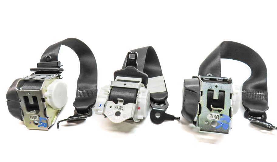 Thumbnail 5: 2011 BMW X3 (F25) REAR LEFT CENTER RIGHT SEAT SEATBELT RETRACTOR SET/3 (Black)