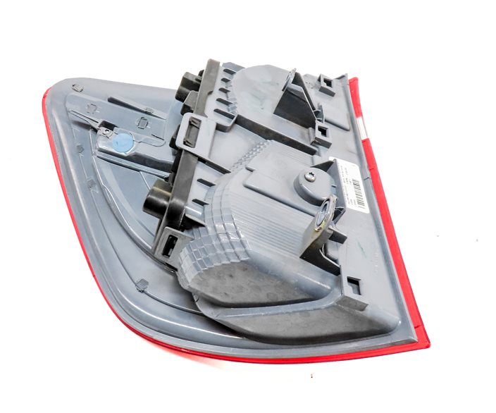 Thumbnail 6: 11-17 BMW X3 (F25) RIGHT PASSENGER OUTER INCANDESCENT TAILLIGHT LAMP (OPT 522)