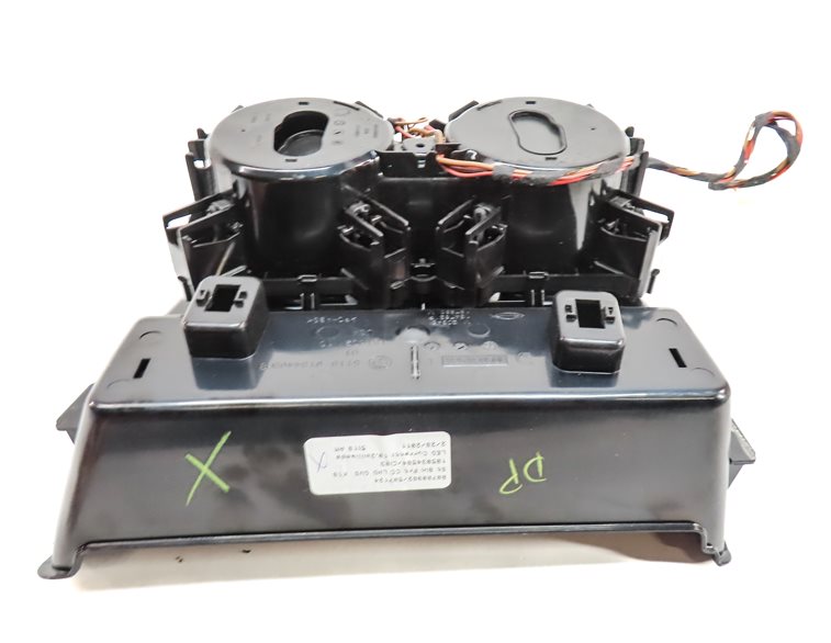 Thumbnail 5: 2011 BMW X3 (F25) FRONT CENTER CONSOLE DUAL CUPHOLDER ASSEMBLY w/ 12V SOCKET