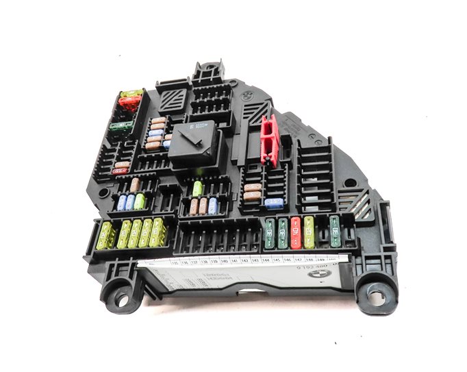 Thumbnail 2: 2011-2012 BMW X3 (F25) REAR TRUNK MOUNT POWER DISTRIBUTION RELAY FUSE BOX