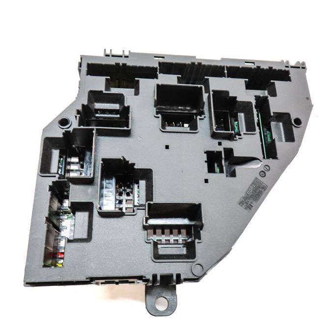 Thumbnail 4: 2011-2012 BMW X3 (F25) REAR TRUNK MOUNT POWER DISTRIBUTION RELAY FUSE BOX