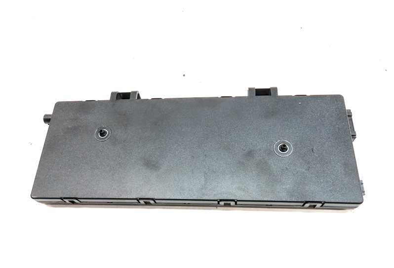 Thumbnail 3: 2011 BMW X3 (F25) RADIO STEREO AUDIO DIVERSITY ANTENNA RECEPTION AMP AMPLIFIER