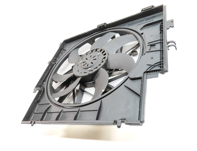 Thumbnail 2: 11-18 BMW X3 X4 (F25 F26) 3.0L N55 TURBO ENGINE 600 WATT RADIATOR COOLING FAN