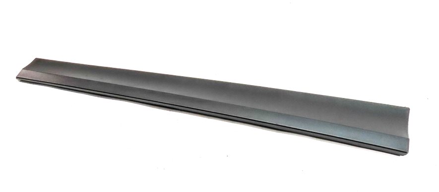 11-18 BMW X3 X4 (F25 26) FRONT RIGHT LOWER DOOR MOULDING TRIM (w/o M or X-LINE)