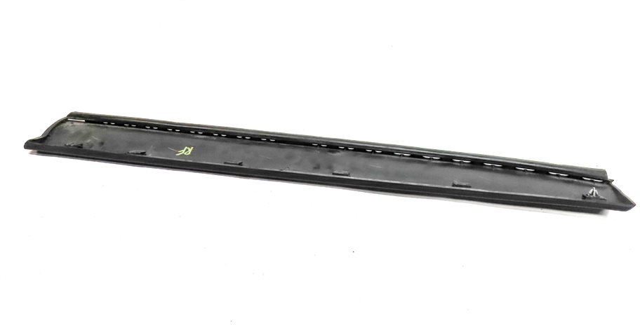 Thumbnail 5: 11-18 BMW X3 X4 (F25 26) FRONT RIGHT LOWER DOOR MOULDING TRIM (w/o M or X-LINE)