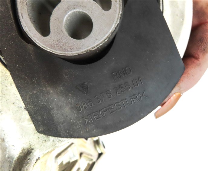 Thumbnail 7: 2002 PORSCHE BOXSTER (986) 2.7L (M96.22) ENGINE MOTOR SUPPORT MOUNT BRACKET