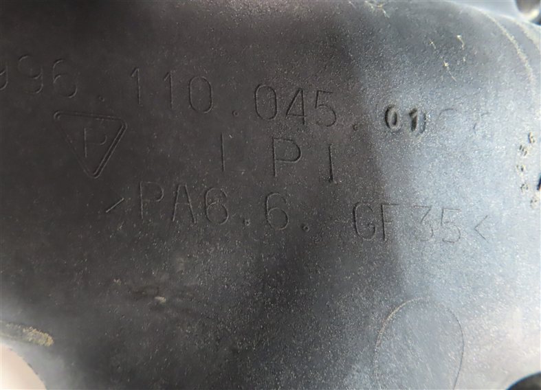 Thumbnail 8: 2002 PORSCHE BOXSTER (986) 2.7L (M96.22) ENGINE INTAKE MANIFOLD AIR MANIFOLD
