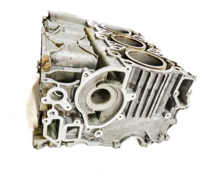 Thumbnail 4: 2000-2002 PORSCHE BOXSTER (986) 2.7L M96.22 RIGHT ENGINE BARE CYLINDER BLOCK