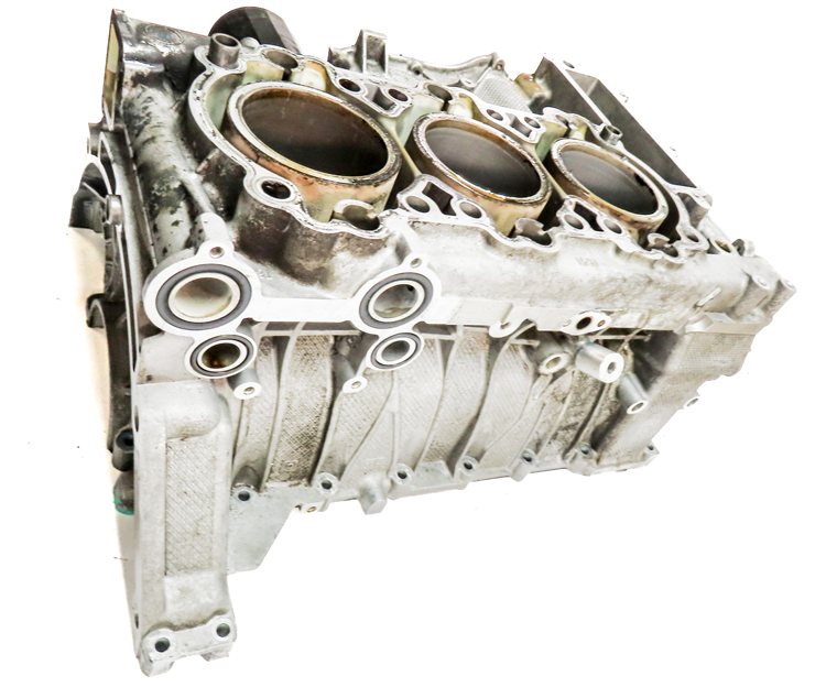 Thumbnail 5: 2000-2002 PORSCHE BOXSTER (986) 2.7L M96.22 LEFT ENGINE BARE CYLINDER BLOCK