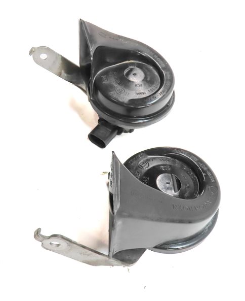 Thumbnail 4: 2011-2016 BMW 528i 535i 535iGT 550i 550iGT M5 (F10 F07) HIGH & LOW TONE HORN SET