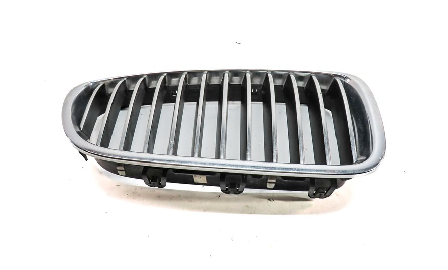 Thumbnail 7: 11-13 BMW 528i 535i 550i (F10) FRONT LEFT & RIGHT HOOD VENT GRILLE SET