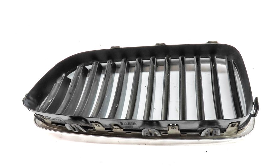 Thumbnail 8: 11-13 BMW 528i 535i 550i (F10) FRONT LEFT & RIGHT HOOD VENT GRILLE SET
