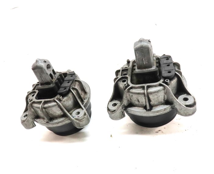 Thumbnail 2: 2012 BMW 528I (F10) 2.0L (N20) LEFT & RIGHT ENGINE MOTOR SUPPORT MOUNT SET/2