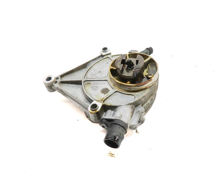 Thumbnail 2: 12-14 BMW 328i 528i X1 X3 Z4 (F30 F10 E84 F25 E89) 2.0L TURBO BRAKE VACUUM PUMP