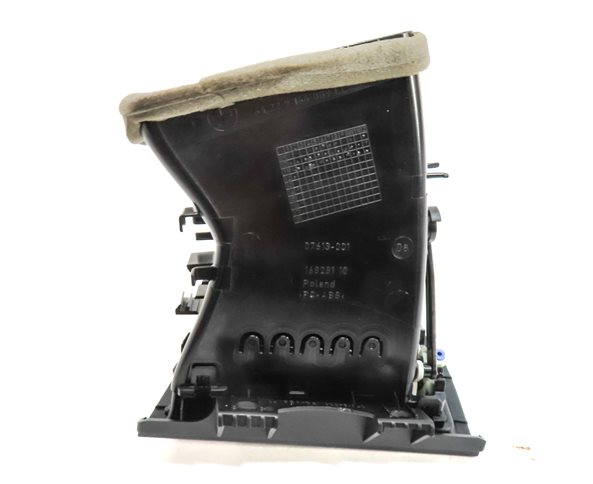 Thumbnail 5: 2012 BMW 528I (F10) FRONT LEFT DRIVER DASH HEAT AIR AC HVAC VENT (Black)