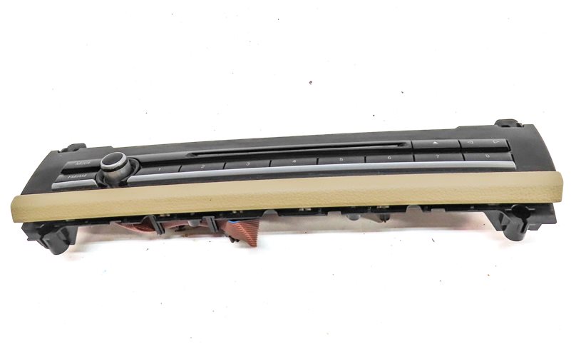 Thumbnail 3: 2011-2012 BMW 528i 535i 550i M5 (F10) RADIO STEREO CD CHANGER FACE PLATE CONTROL