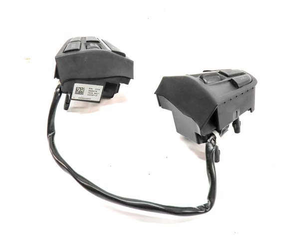 Thumbnail 5: 12 BMW 528I (F10) DRIVER STEERING WHEEL AUDIO MEDIA CRUISE CONTROL BUTTON SET/2
