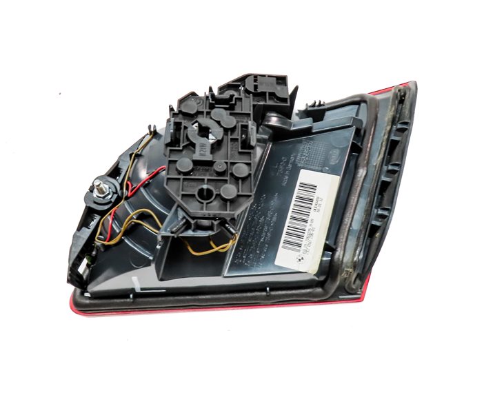 Thumbnail 6: 2011-2013 BMW 528i 535i 550i M5 (F10) LEFT REAR TRUNK LID TAILLIGHT LIGHT LAMP