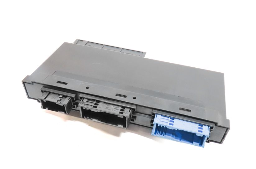 Thumbnail 4: 2012 BMW 528I (F10) PRIMARY BODY CONTROL MODULE BCM