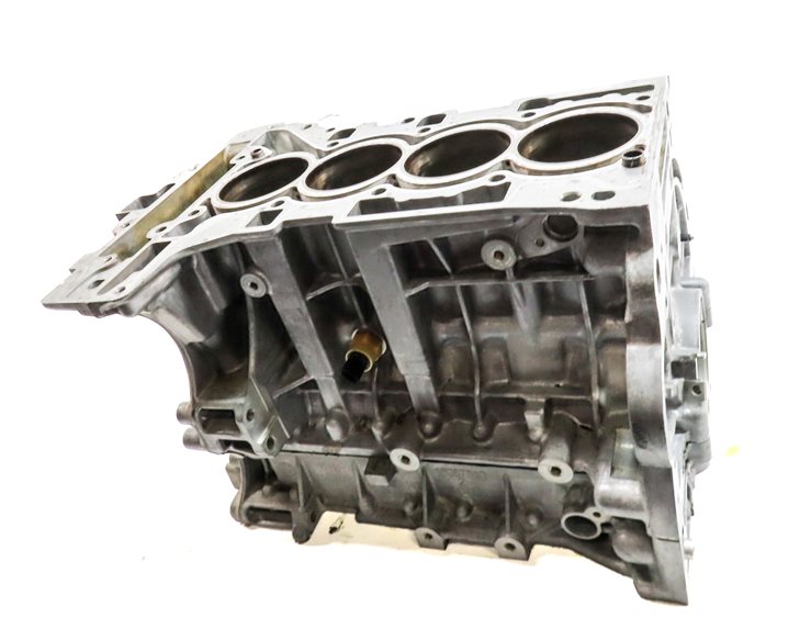 Thumbnail 2: 12-18 228i 328i 428i 528i X1 X3 X5 Z4 2.0L N20 N26 TURBO ENGINE CYLINDER BLOCK
