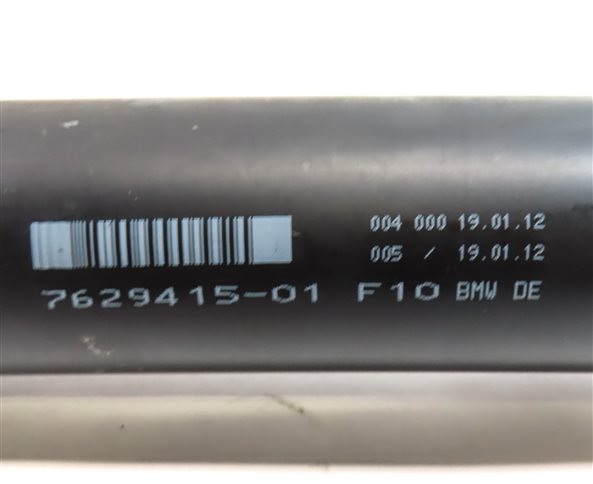 Thumbnail 6: 2012-2016 BMW 528i (F10) RWD A/T REAR DRIVESHAFT DRIVELINE DRIVE LINE SHAFT