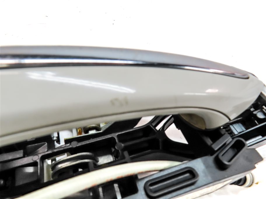 Thumbnail 7: 2009-2018 BMW 5 7 SERIES (F01 F02 F10) REAR LEFT COMFORT DOOR HANDLE (White)
