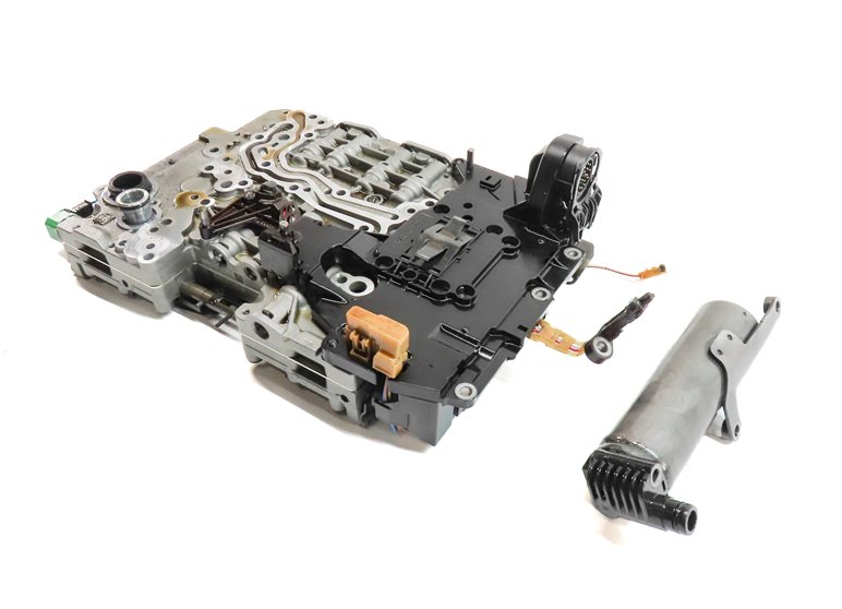 2012 BMW 328i 528i (F10 F30) 8HP-45 AUTOMATIC TRANSMISSION VALVE BODY w/ TCU