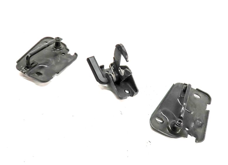 2016. AUDI A3 (8V) FRONT HOOD LID SAFETY HOOK CATCH LATCH RELEASE HANDLE SET/3