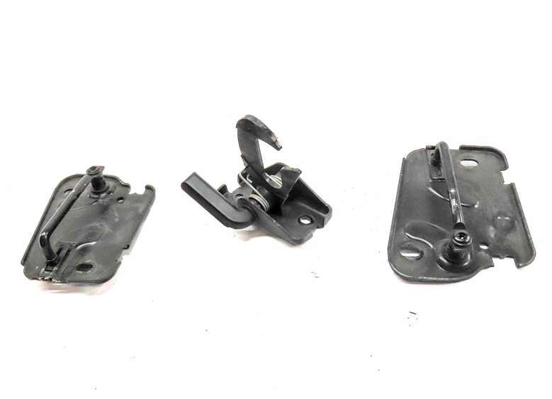 Thumbnail 2: 2016. AUDI A3 (8V) FRONT HOOD LID SAFETY HOOK CATCH LATCH RELEASE HANDLE SET/3