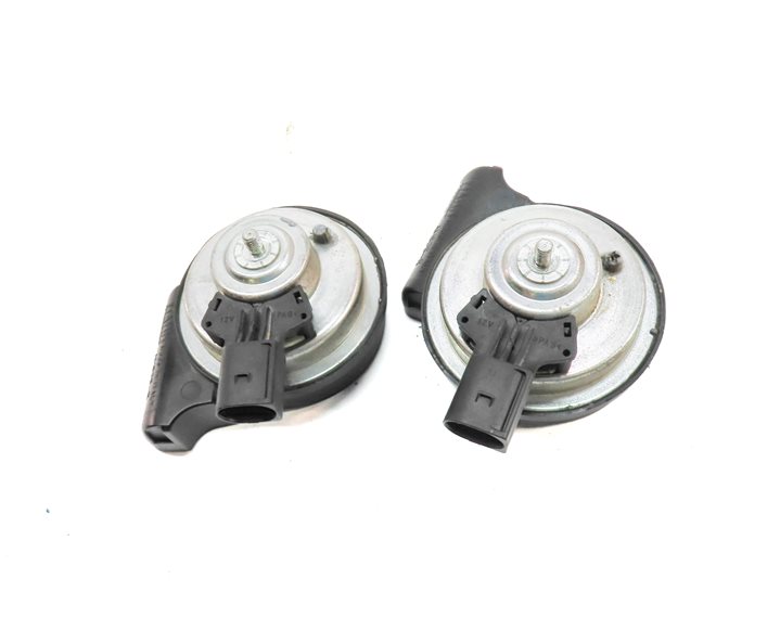 Thumbnail 5: 2013-2016 AUDI A3 (8V) HIGH & LOW TONE NOTE SIGNAL SAFETY HORN SET