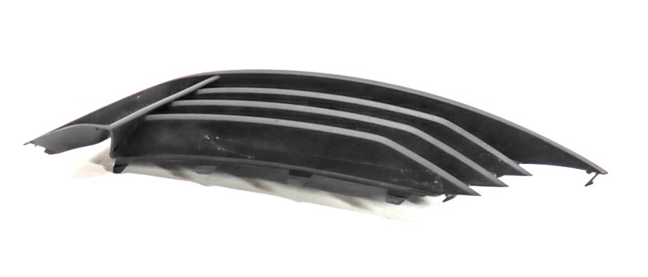 Thumbnail 6: 2016. AUDI A3 (8V) FRONT RIGHT PASSENGER LOWER BUMPER AIR VENT TRIM GRILLE END