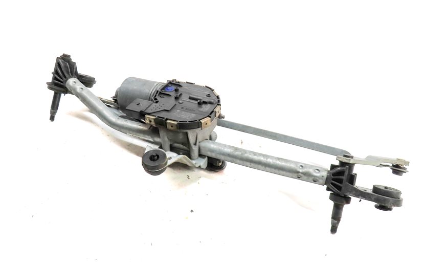 Thumbnail 2: 2015-2018 AUDI A3 S3 RS3 (8V) SEDAN / CONVERTIBLE FRONT WINDSHIELD WIPER MOTOR