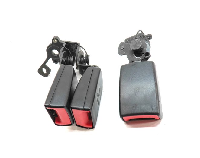 Thumbnail 2: 2016. AUDI A3 (8V) REAR LEFT CENTER RIGHT SEAT SEATBELT BUCKLE RECEIVER SET/3