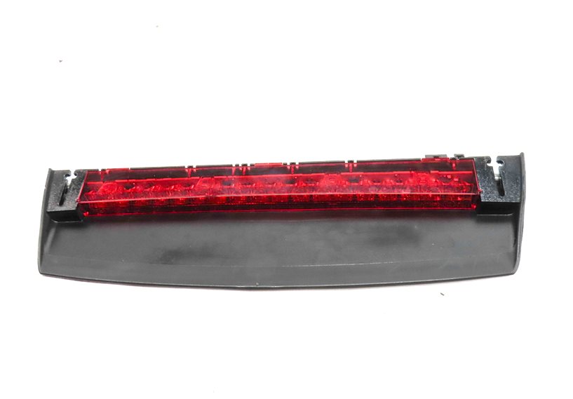 Thumbnail 2: 2016. AUDI A3 (8V) REAR UPPER 3RD THIRD BRAKE STOP LIGHT LAMP