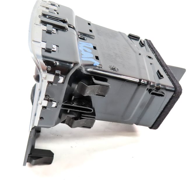 Thumbnail 4: 2016. AUDI A3 (8V) REAR CENTER CONSOLE HEAT AIR AC HVAC DUAL VENT (Black)