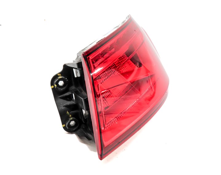 Thumbnail 3: 15-16 AUDI A3 S3 8V SEDAN CONVERTIBLE RIGHT OUTER LED TAILLIGHT BRAKE LIGHT LAMP