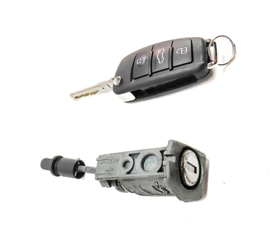 Thumbnail 3: 2016. AUDI A3 (8V) FRONT LEFT DRIVER DOOR HANDLE LOCK CYLINDER w/ KEY FOB