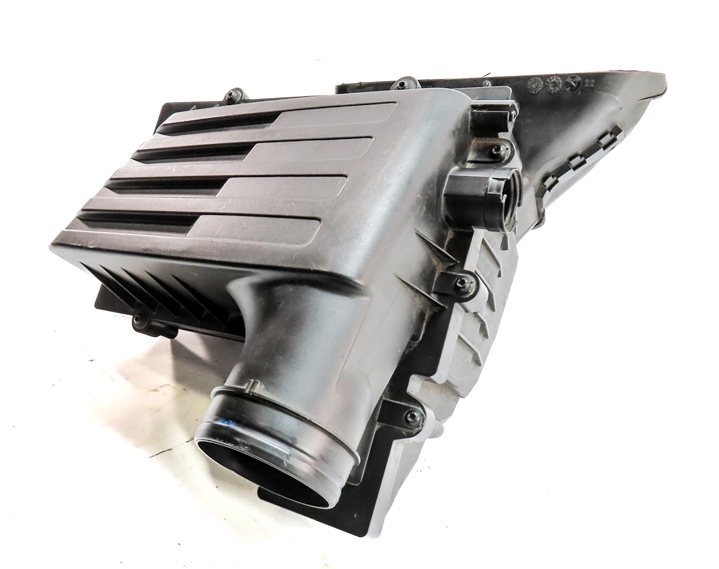 Thumbnail 1: 15-19 VW GOLF / AUDI A3 TT (8V MK3) 1.8L / 2.0L TURBO ENGINE AIR FILTER HOUSING