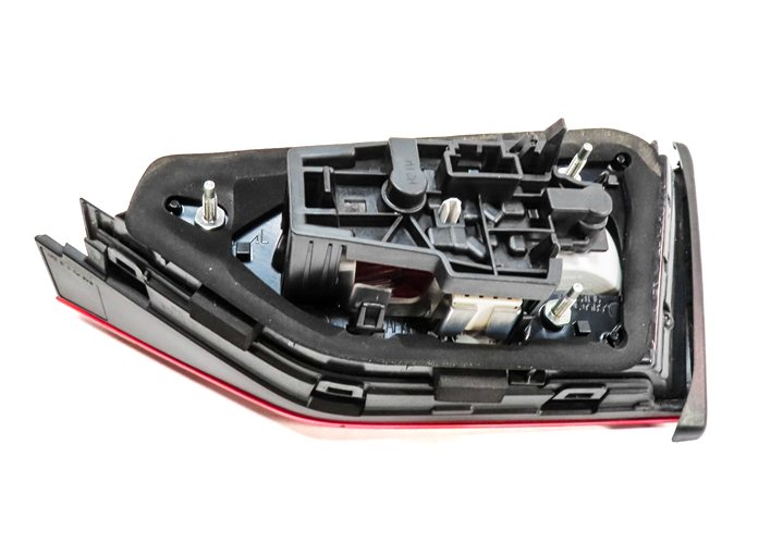 Thumbnail 5: 2015-2016 AUDI A3 S3 (8V) SEDAN CONVERTIBLE LEFT INNER LED TAILLIGHT LIGHT LAMP