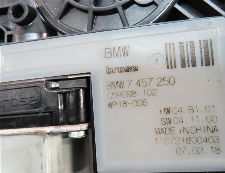 Thumbnail 7: 2018-2021 BMW X3 (G01) FRONT LEFT DRIVER DOOR ELECTRIC POWER WINDOW MOTOR