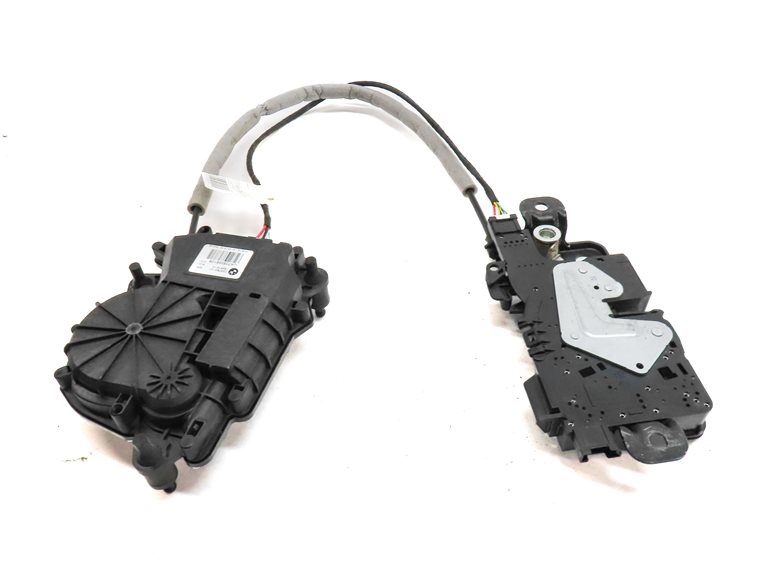 Thumbnail 5: 2019 BMW X3 (G01) REAR LOWER TRUNK LOCK LATCH ACTUATOR w/ CLOSE ASSIST MOTOR