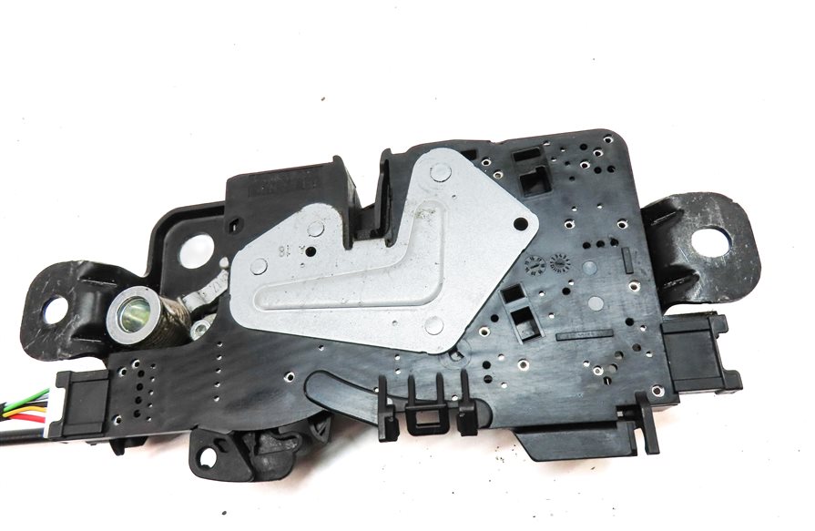 Thumbnail 8: 2019 BMW X3 (G01) REAR LOWER TRUNK LOCK LATCH ACTUATOR w/ CLOSE ASSIST MOTOR