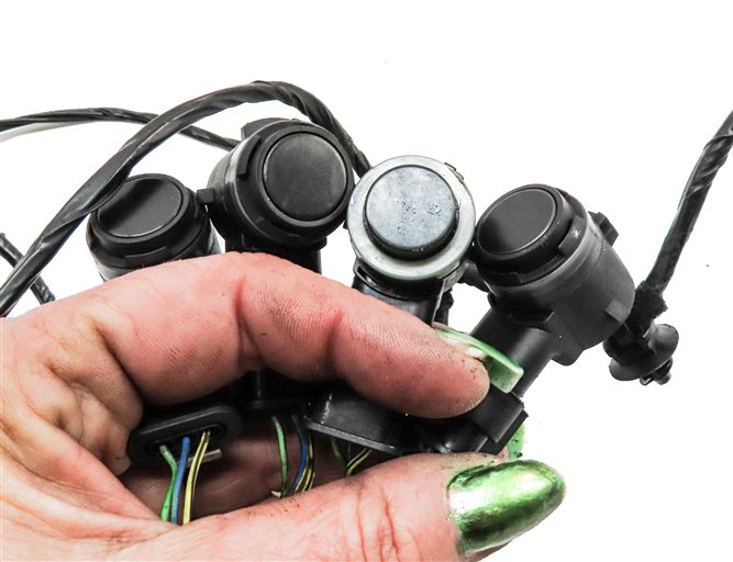 Thumbnail 5: 2019 BMW X3 (G01) REAR PDC PARK ASSIST DISTANCE SENSOR SET w/ HARNESS (Gray)