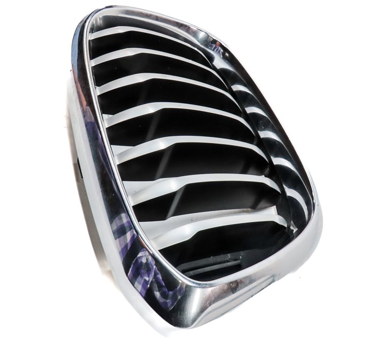 Thumbnail 3: 18-19 BMW X3 (G01) FRONT RIGHT UPPER BUMPER HOOD GRILLE VENT TRIM CHROME SILVER